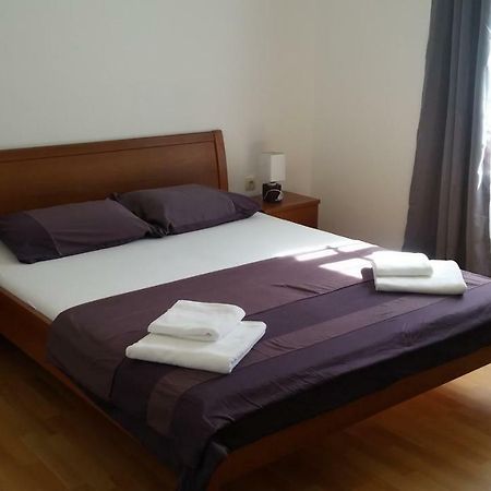 Family House Nerezine Apartment Екстериор снимка